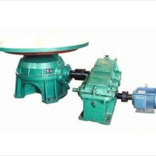  唐山市龍玉源機(jī)械廠 主營(yíng) 輸送機(jī) 給料機(jī)及配件